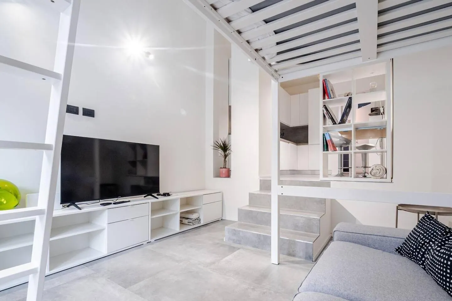 Elegant 1Br In Porta Romana Милан 0*,